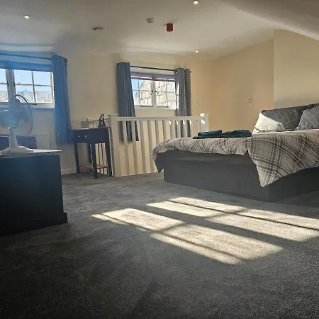 Daire Centre. The Foremans Residence.